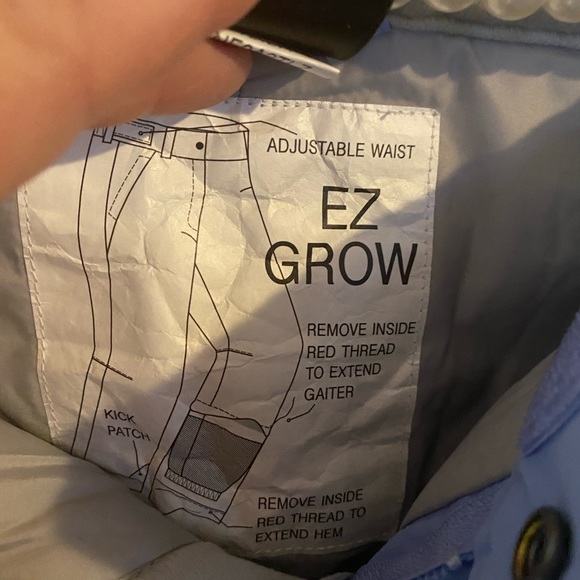 Northface child size 5 snow pant.Very good condition! - Picture 2 of 8